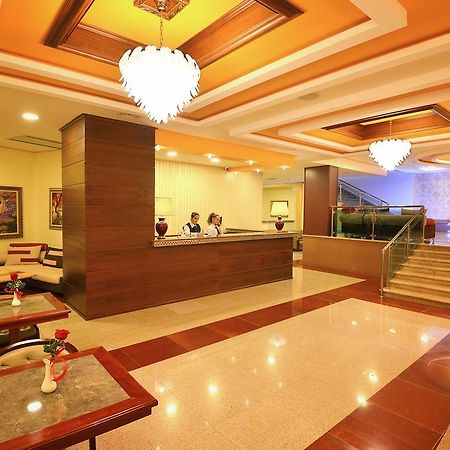 Hotel Austria Тирана Екстер'єр фото