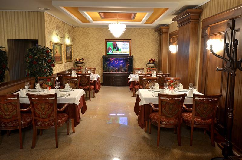 Hotel Austria Тирана Екстер'єр фото