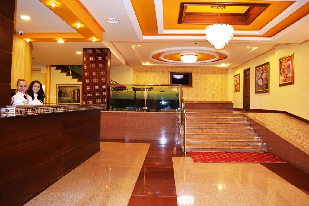 Hotel Austria Тирана Екстер'єр фото