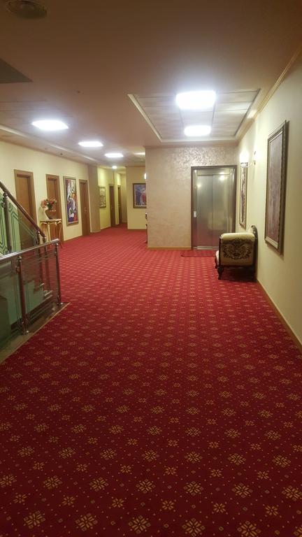 Hotel Austria Тирана Екстер'єр фото