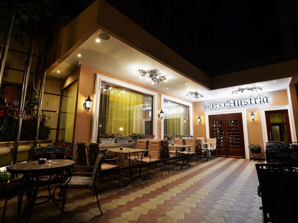 Hotel Austria Тирана Екстер'єр фото