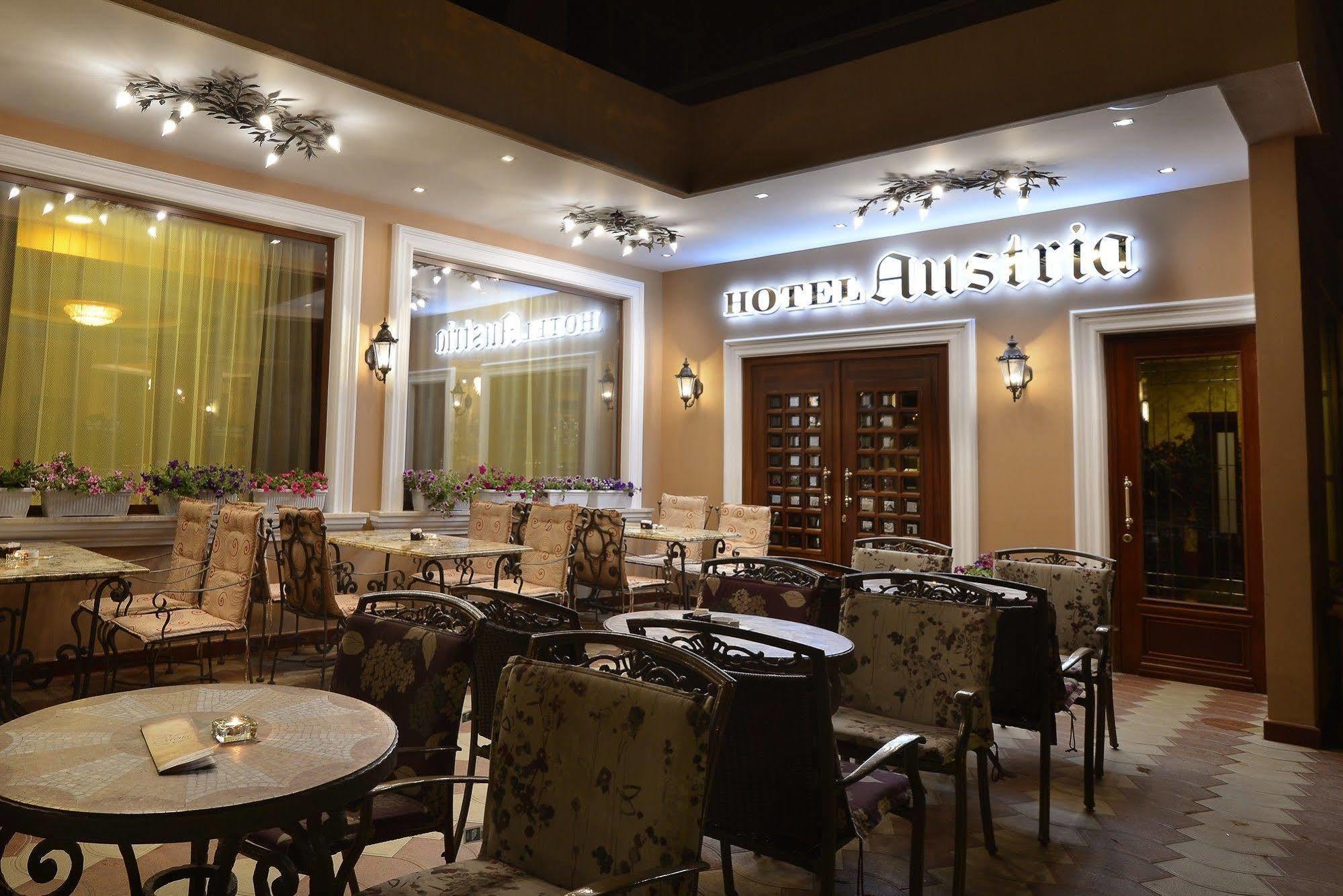 Hotel Austria Тирана Екстер'єр фото