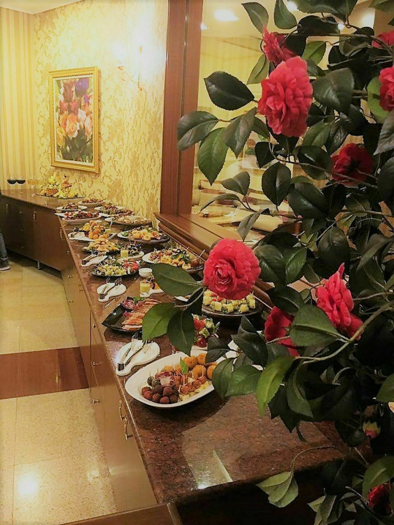 Hotel Austria Тирана Екстер'єр фото